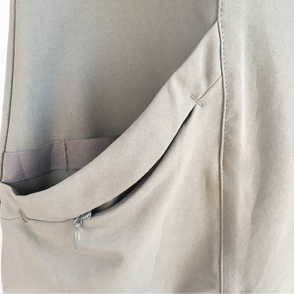 WonderWink Renew Women's Size M Modern Fit Scrub Top Olive Green Stretch Pockets - Picture 3 of 8